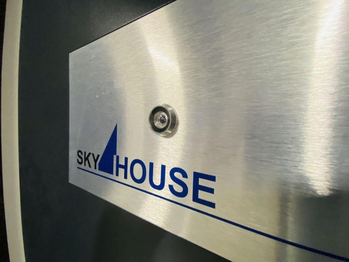 Double Skyhouse Exclusive Apartments Chisinau Bagian luar foto